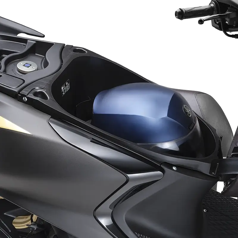 Yamaha Fascino 125 under seat storage